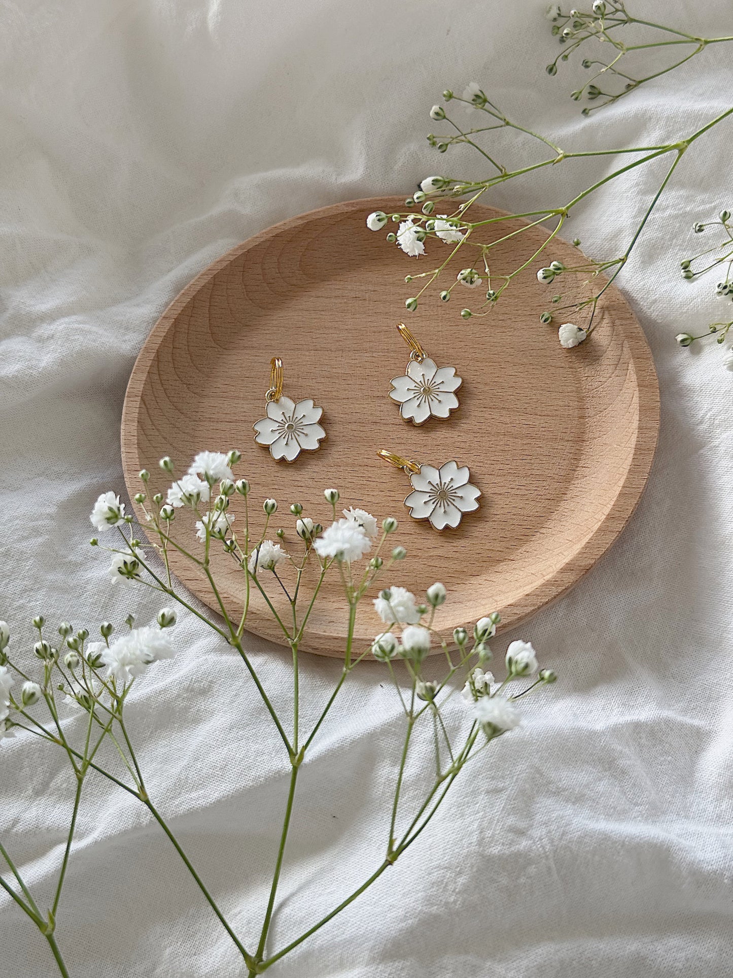 #80 Maskemarkører - Hvit blomst