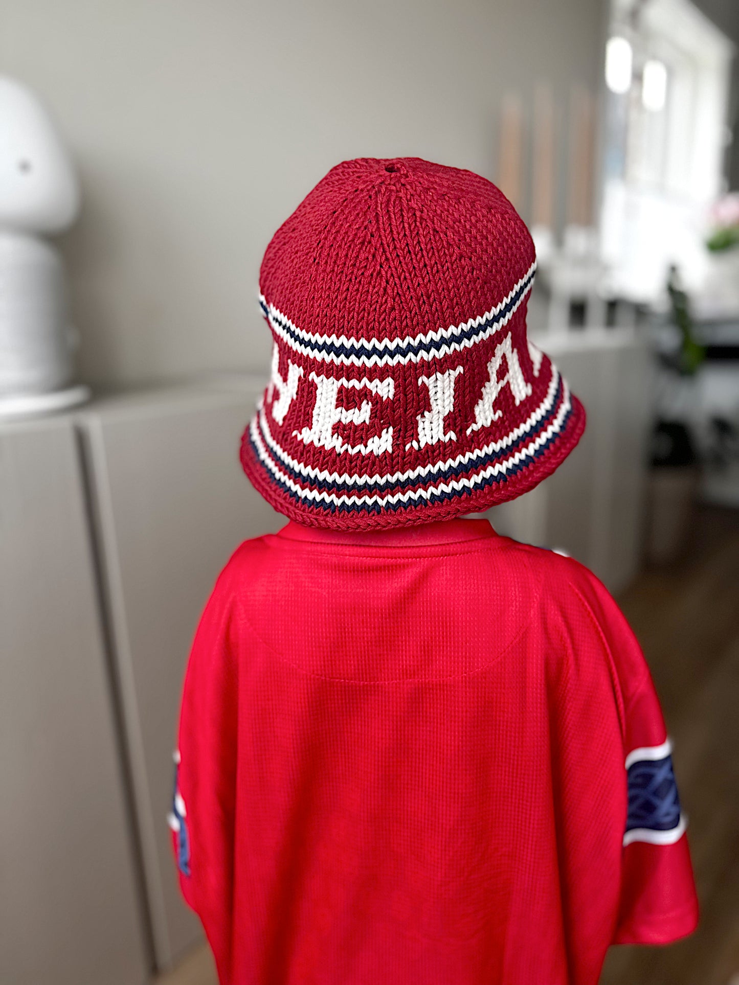 Oppskrift - VM-bøttehatt HEIA NORGE! til barn.